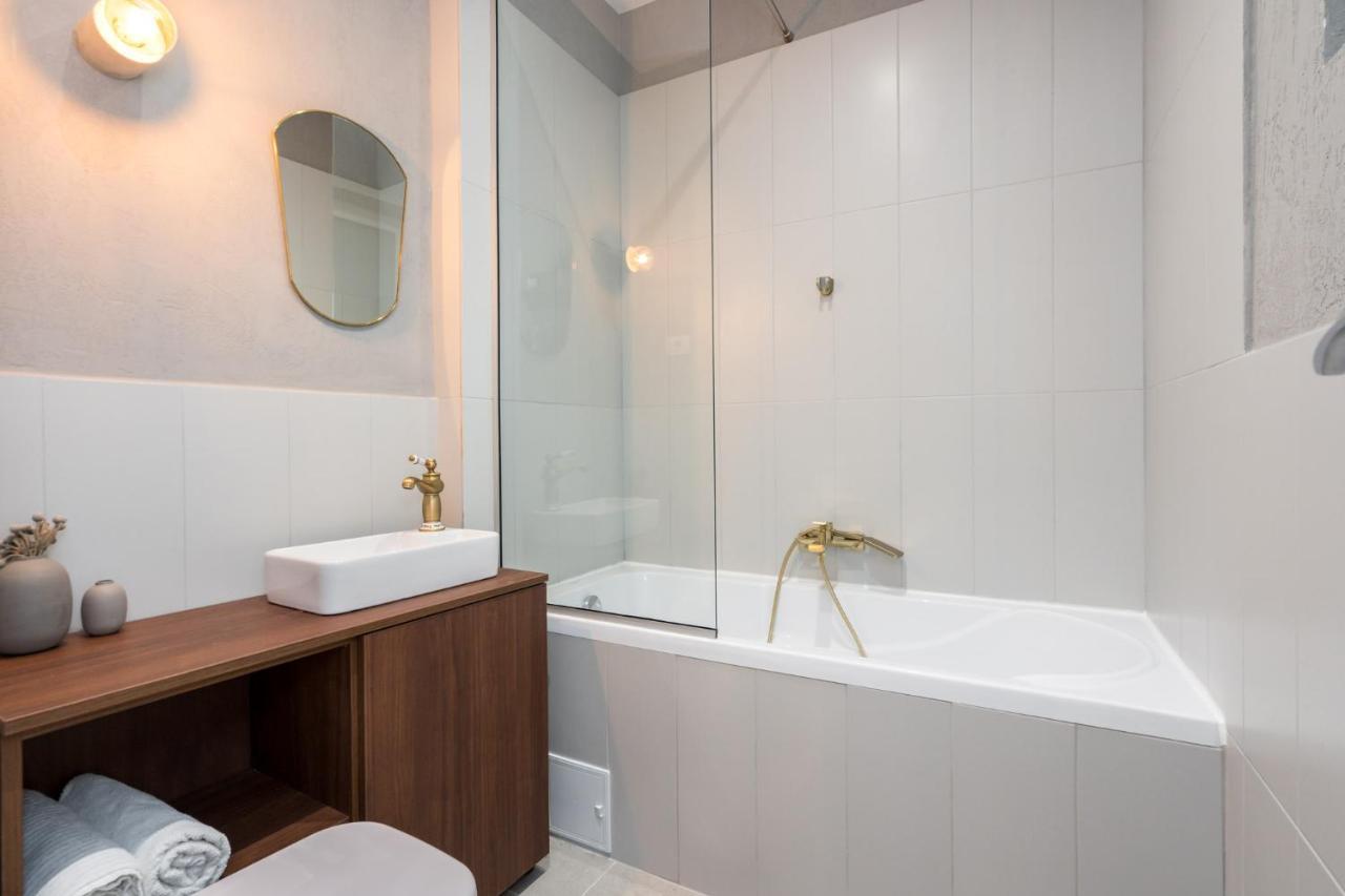 Crystal 3Bdr Apartment In Center Βουκουρέστι Εξωτερικό φωτογραφία
